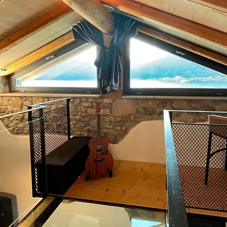 Poesia Comacina Apartamento *
